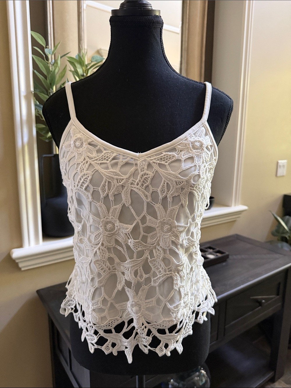 Apart Impressions Spaghetti Strap lace top Size Lrg. Off white- light be…